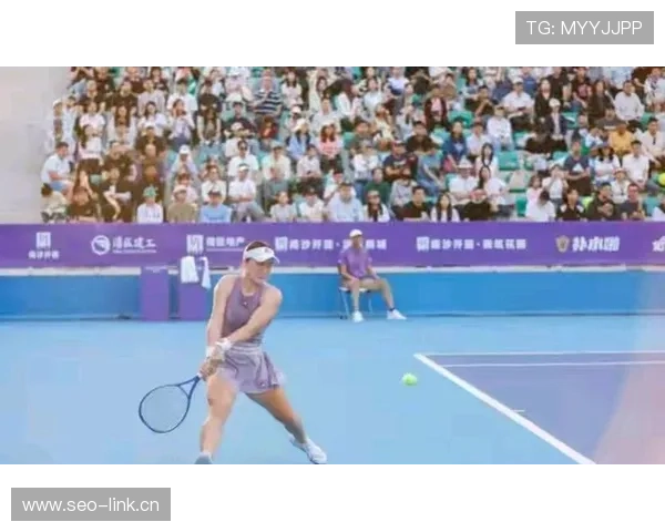 李吉妮力克孙璐璐勇夺广州网球公开赛桂冠创造职业生涯新辉煌 李吉妮力克孙璐璐勇夺广州网球公开赛桂冠创造职业生涯新辉煌