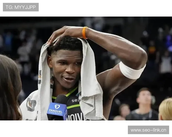 爱德华兹轰下37分引领全队攻势森林狼主场轻取爵士豪取胜利